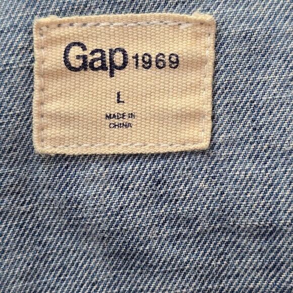 Gap Distressed Denim Jacket - Picture 5 of 7
